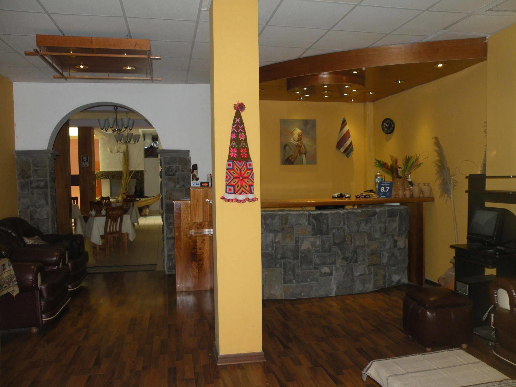 Cantuta Inn Puno Exteriér fotografie