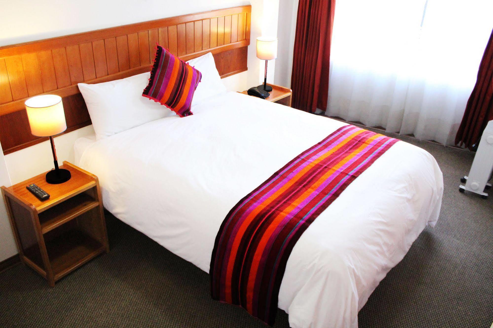 Cantuta Inn Puno Exteriér fotografie